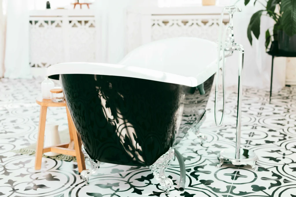 tub with marble top